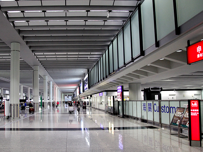 香港國際機(jī)場吊頂鋁天花板工程項目 香港國際機(jī)場吊頂鋁天花板工程項目